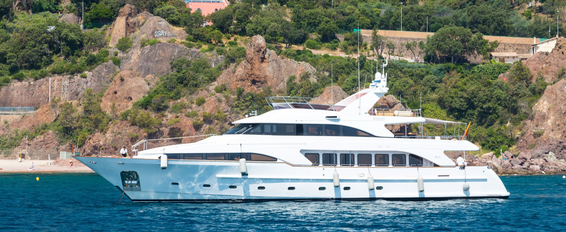 Benetti 35 m (115 ft)  