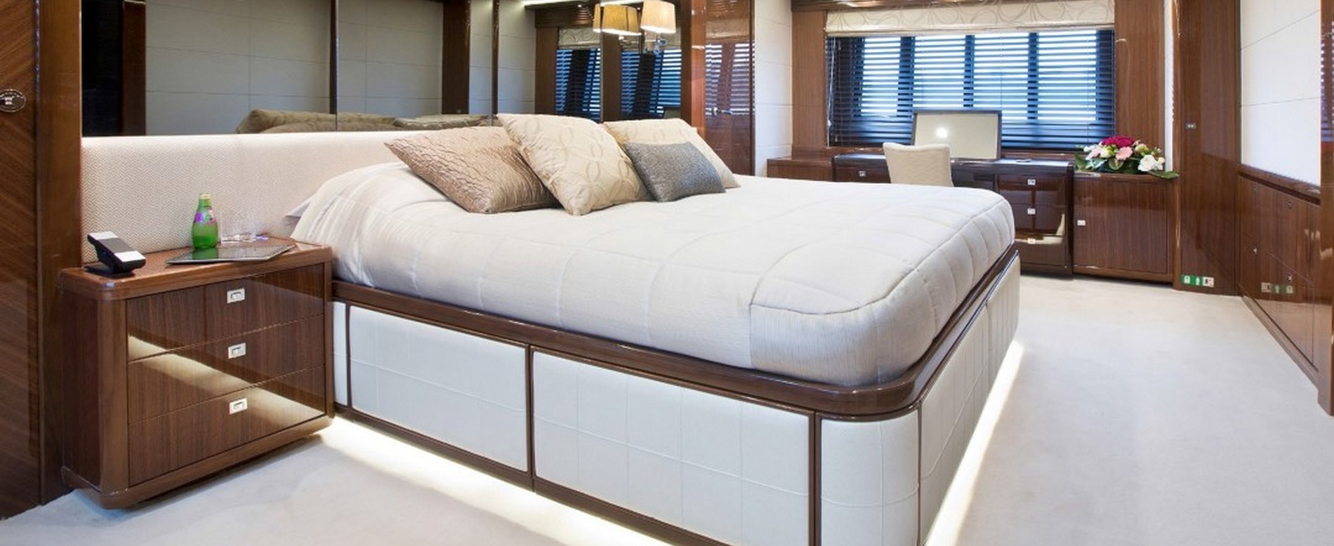 Princess 30 m (98 ft)