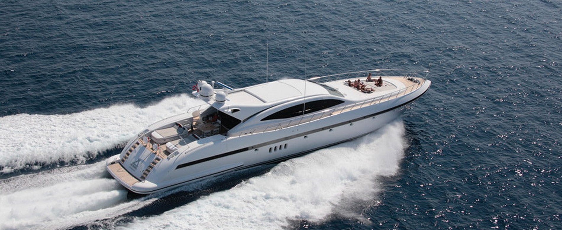 Mangusta 33 m (108 ft) 